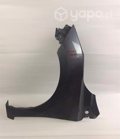 Tapabarro LH Nissan Versa 2020 2022