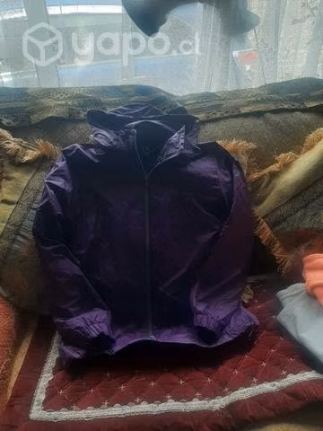 Cortavientos morado - Imagen 2