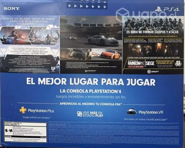 Play Station 4 con 3 juegos