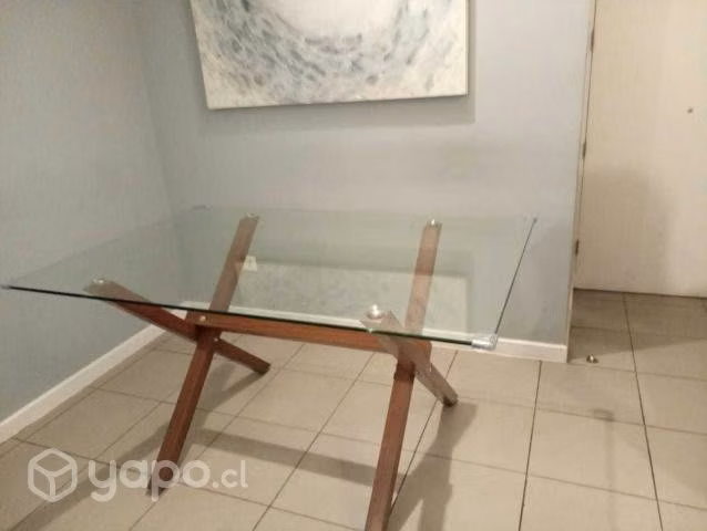 Mesa de comedor de vidrio