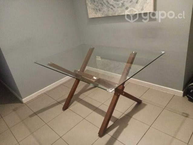 Mesa de comedor de vidrio