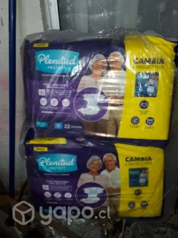 Pañales adulto y muebles varios