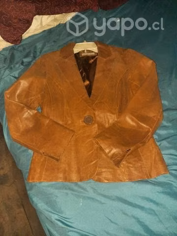 Chaqueta de cuero color broun