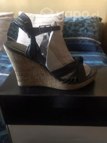 Sandalias Gacel y otras