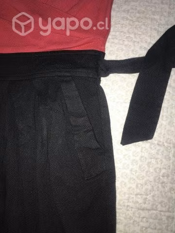 Vestido de fiesta (negro /fucsia)