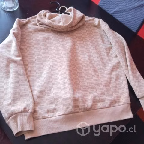 Poleron puma relieve