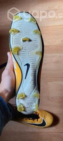 Zapatos de Futbol