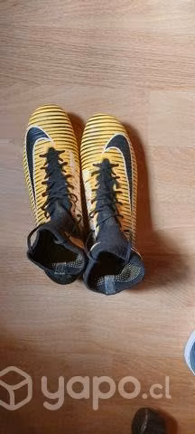 Zapatos de Futbol