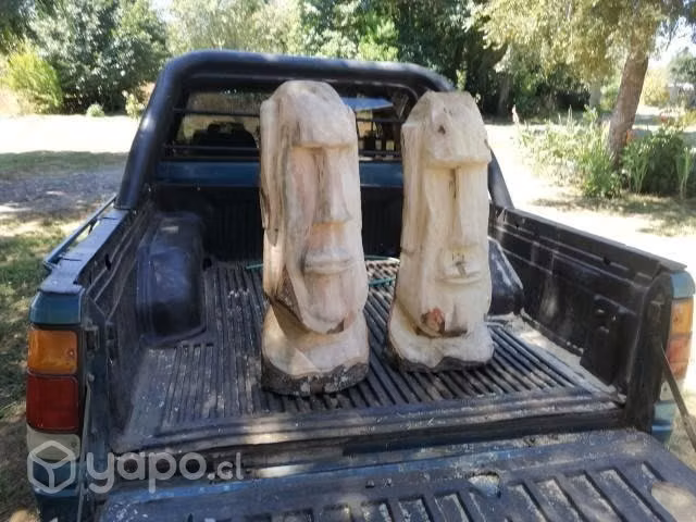 Tallado en madera de Laurel