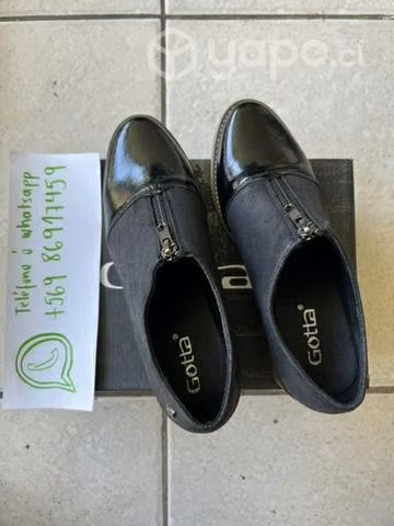 Zapato charol negro Gotta