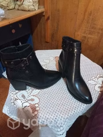 Botas nuevas