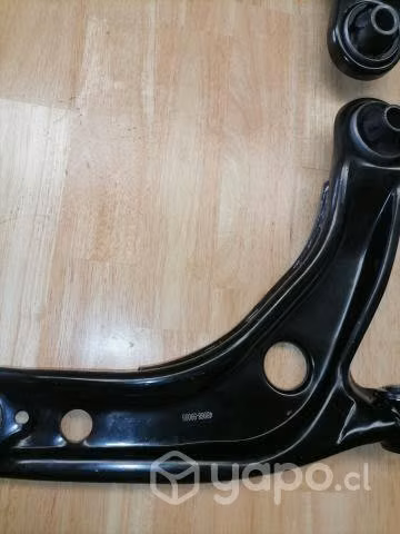 Par de bandejas toyota yaris sport 2006-2013
