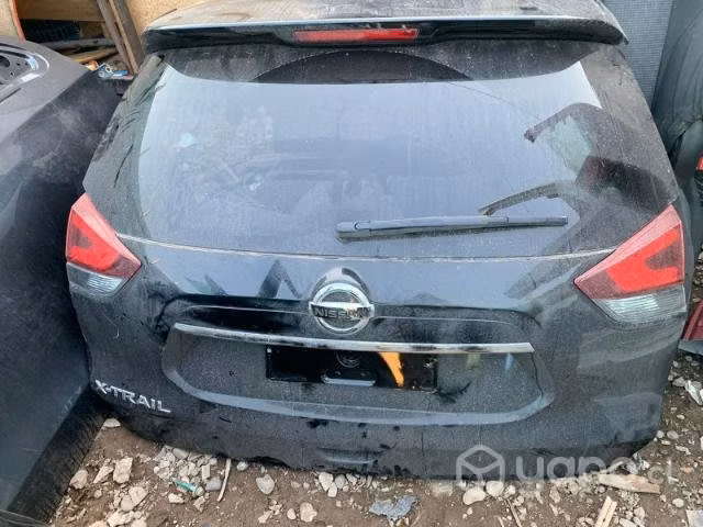Portalón Nissan Xtrail 2016 en adelante