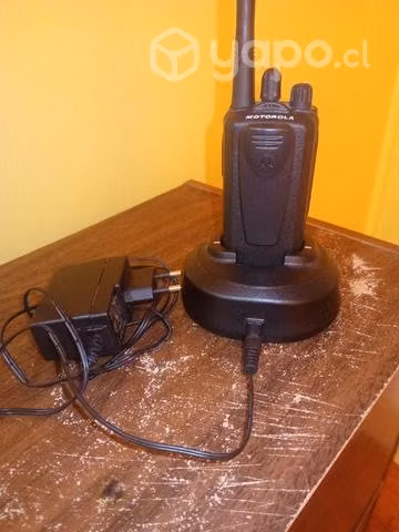 Radio motorola portatil - Imagen 1