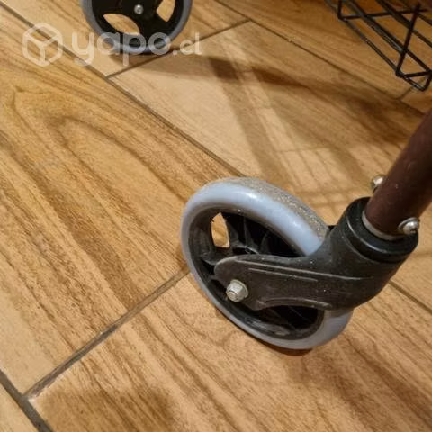 Burrito andador con ruedas y asiento - Imagen 5
