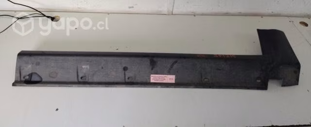 Moldura Exterior Cubre Zocalo Delantero JPT215)(