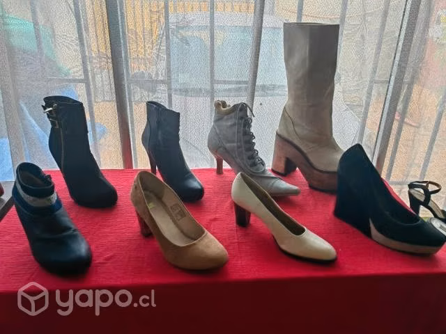 Lote de ropa y accesorios