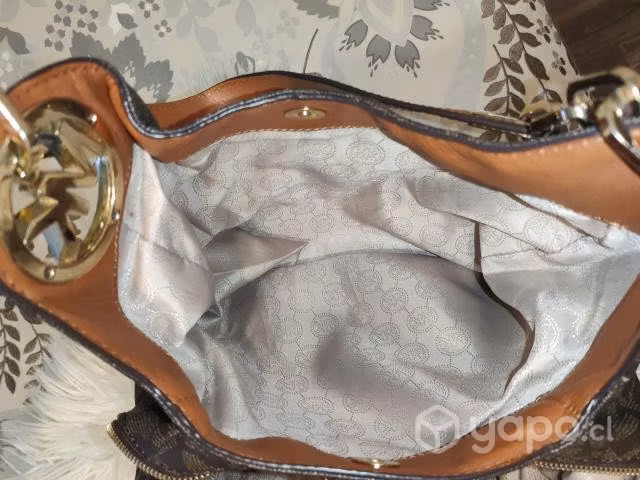 Cartera MK Michael Kors Excelente Estado - Imagen 5