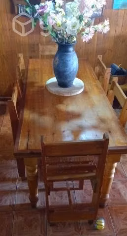 Comedor rústico con 6 sillas