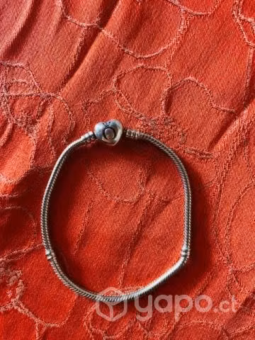 Brazalete de serpiente pandora