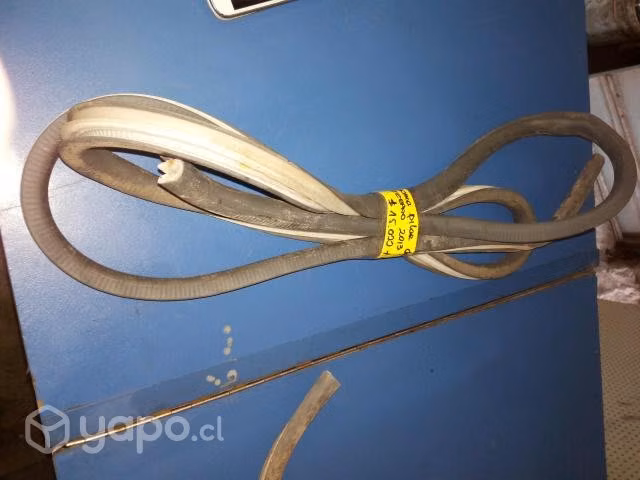 Goma contorno pilar puerta delantera derecha Nissa