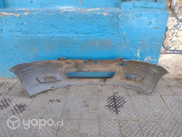 Parachoque del Toyota Yaris Sport 2003-2006