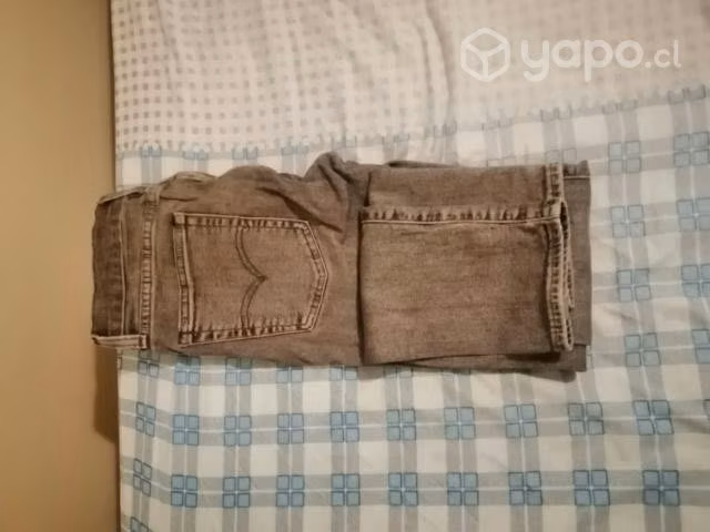 Pitillos levis
