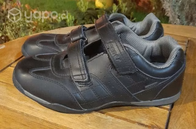Zapato escolar TEENER, niño talla 37, poco uso