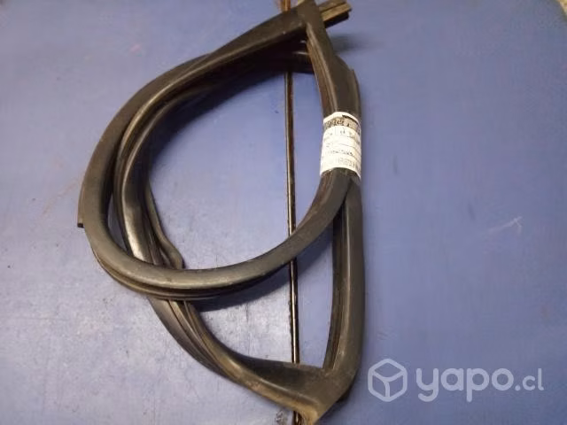 Goma vidrio puerta delantera derecha Peugeot Boxer