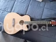 Guitarra electroacústica Freeman