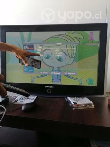 TV Samsung (no es Smart TV) sirve como repuesto.