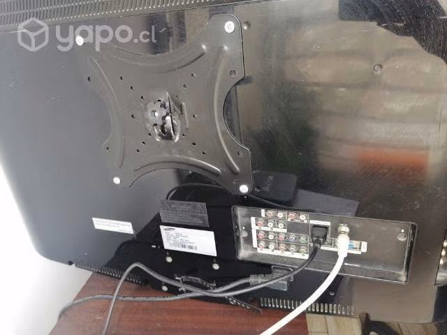 TV Samsung (no es Smart TV) sirve como repuesto.