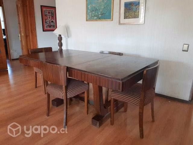 Comedor caoba antiguo cuatro sillas
