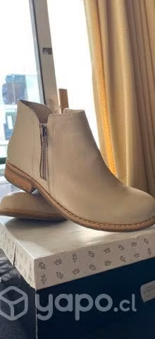 Botines marca shoes and shoes - Imagen 2