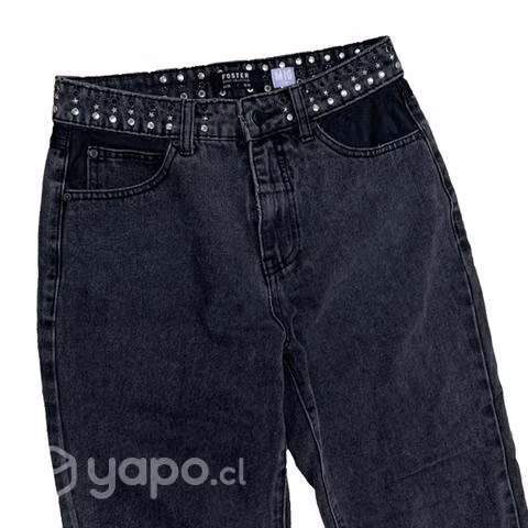 Mom jeans foster