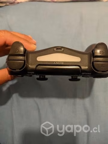 Control de ps4 más Adaptador para celulares