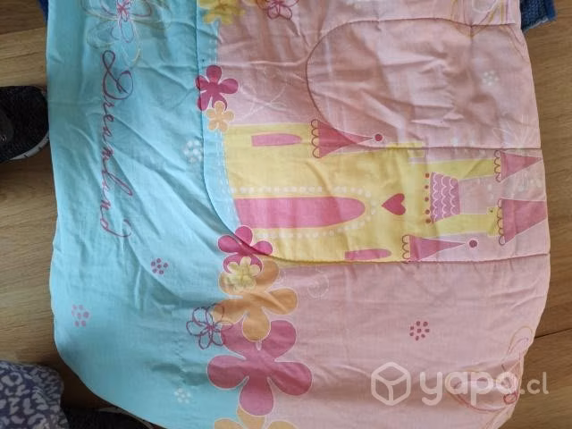 Colcha de cama diseño princesas - Imagen 2