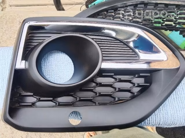 Bisel cromado neblinero haval h6 - Imagen 2