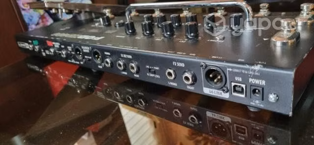 Pedalera LINE6 pod HD400