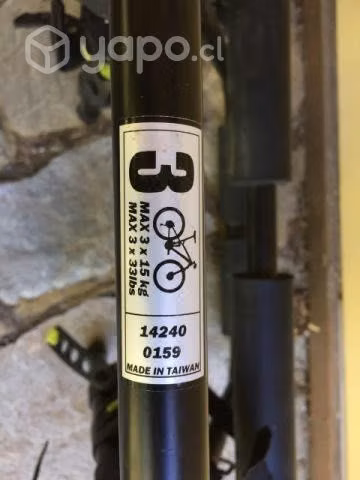 Portabicicletas Buzz Rack para 3 bicis + casco