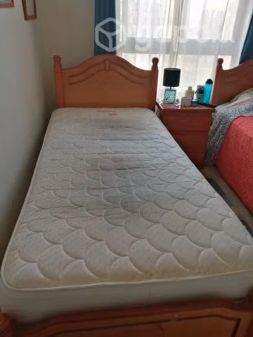 Cama y colchón
