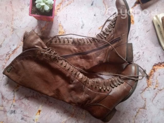 Botas de cuero