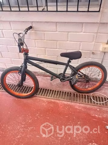 BMX Oxford con detalle