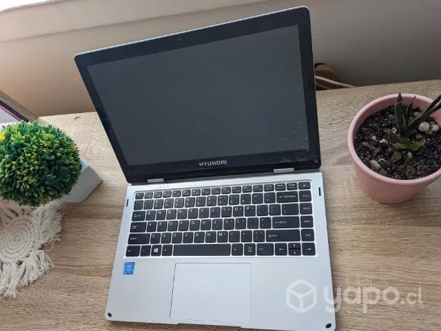 Notebook Hyundai HyFlip 360