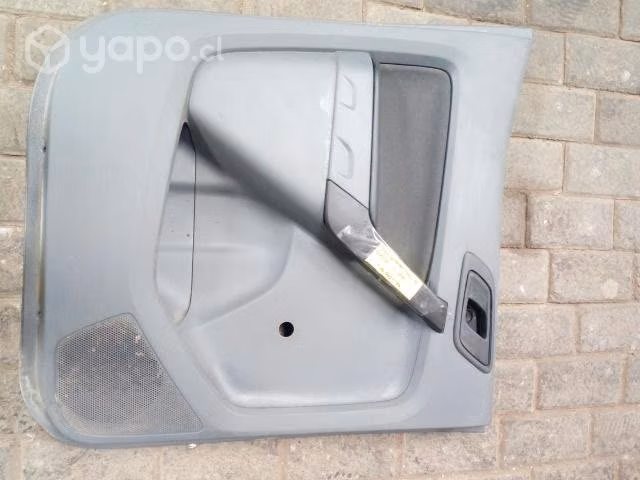 Tapiz puerta trasera izquierda Ford ranger 2014
