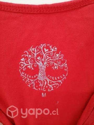 Top rojo de tirantes. - Imagen 3