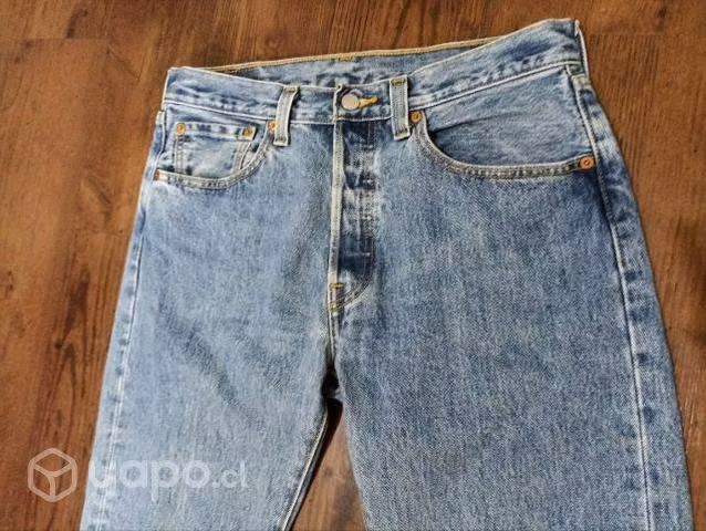 Pantalones levi originales