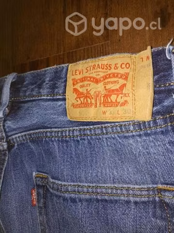 Pantalones levi originales