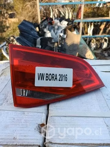 Foco maleta vw bora 2016 izquierdo usado
