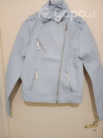 Sybillla chaqueta eco- cuero celeste